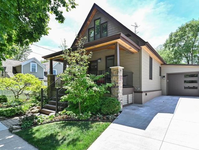 House for sale in Lake Geneva, Wisconsin