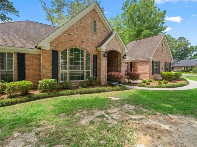 House for sale in Mandeville, Louisiana