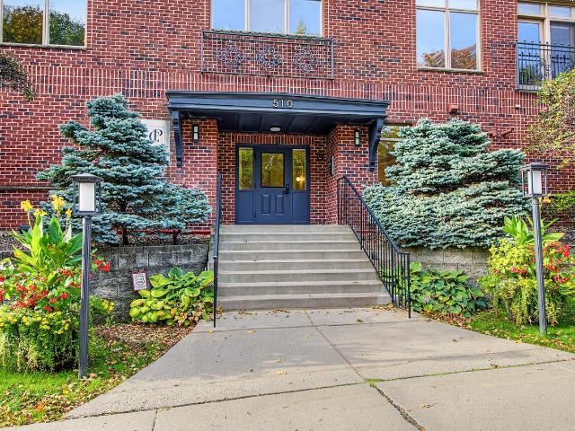 House for sale in Summit Hill, Saint Paul