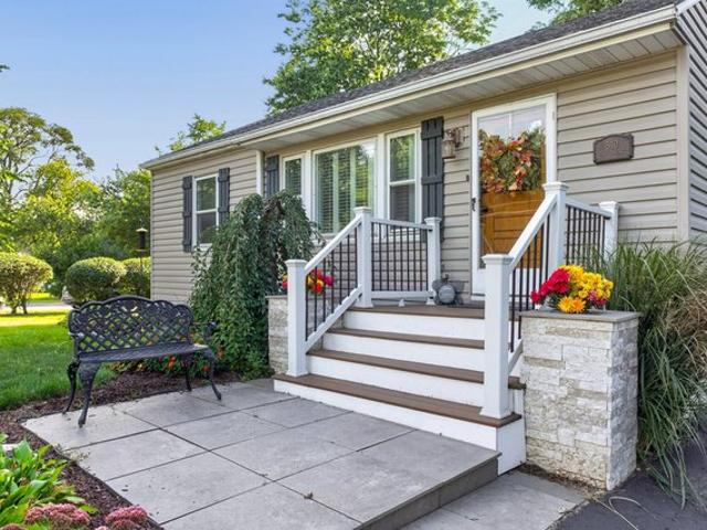 House for sale in Wood Dale, Illinois