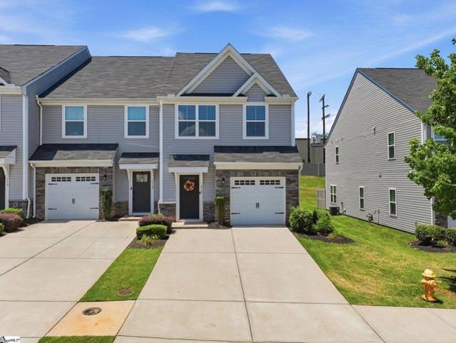 Townhouse for sale in Simpsonville, South Carolina