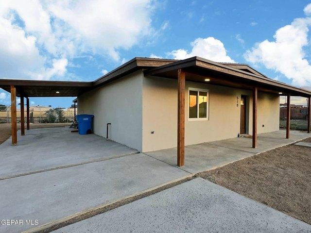 House for sale in Socorro, Texas