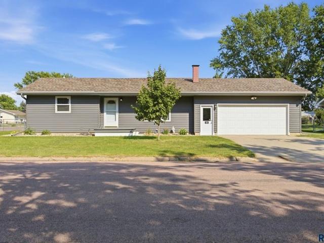 House for sale in Beresford, South Dakota