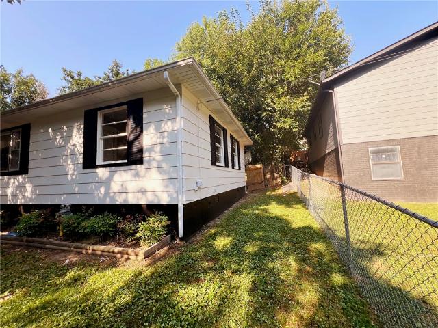 House for sale in Harrison, Boone County
