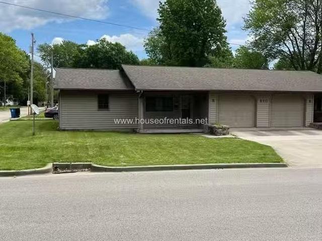 Condo for rent in Marion