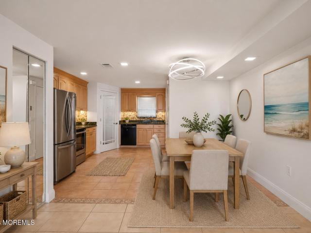 Condo for sale in Monmouth, New Jersey