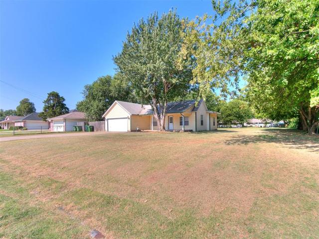 House for sale in Yukon, Oklahoma