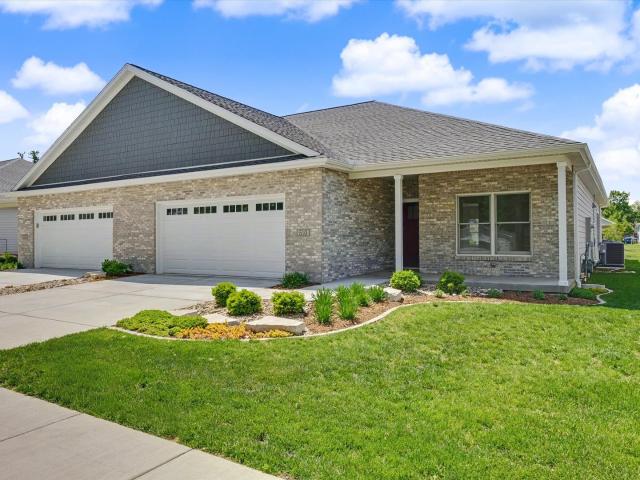Condo for sale in Fairbury, Illinois