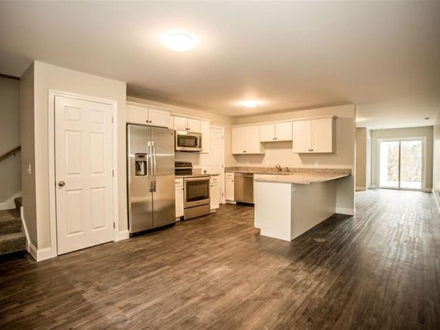 Townhouse for sale in Peterborough, Hillsborough County