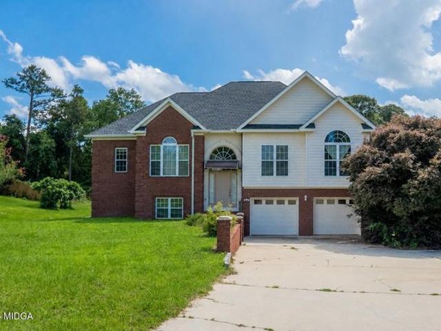 House for sale in Byron, Georgia