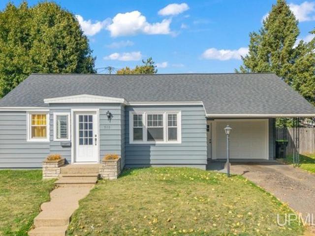 House for sale in Iron Mountain, Dickinson County