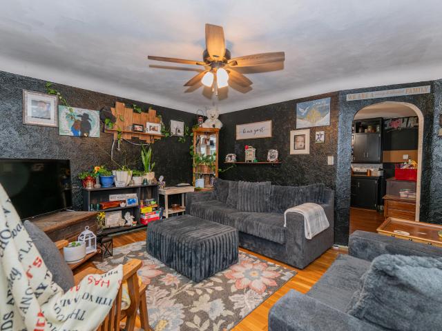 House for sale in Gasconade, Missouri