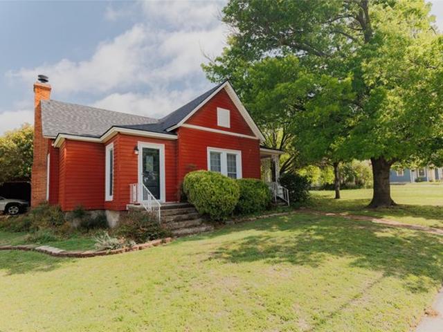 House for sale in Decatur, Wise County