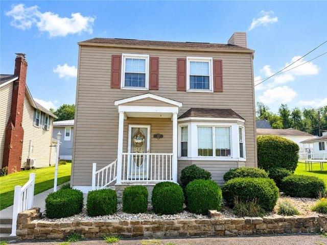 House for sale in Vanderbilt, Pennsylvania