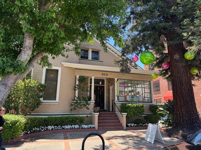 House for sale in University South, Palo Alto