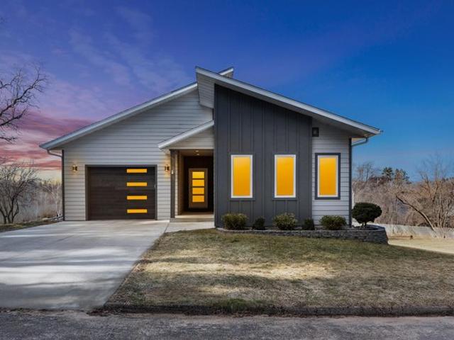 House for sale in Juneau, Wisconsin