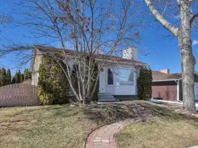 House for sale in Calmar, Alberta