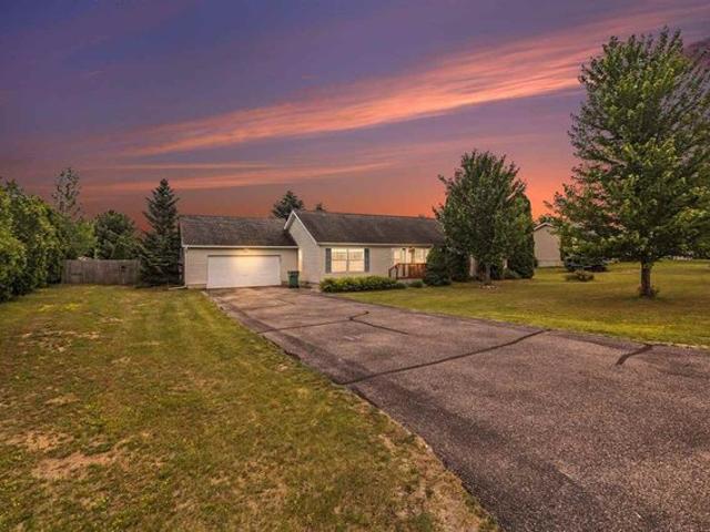 House for sale in Charlevoix, Michigan