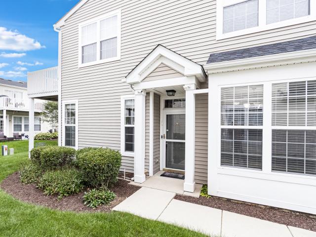Townhouse for sale in Joliet, Illinois