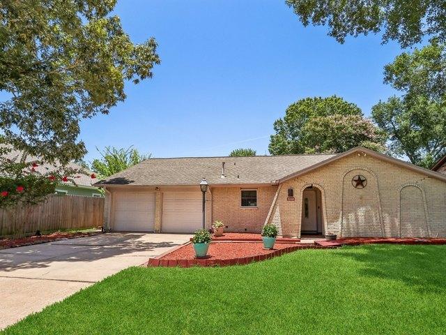 House for sale in Friendswood, Texas
