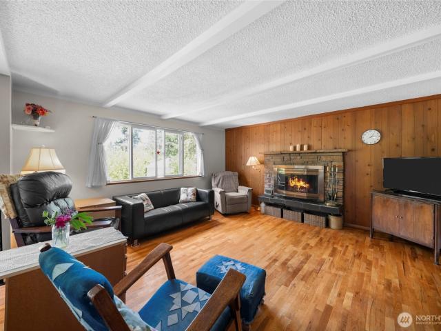 House for sale in Thurston, Washington