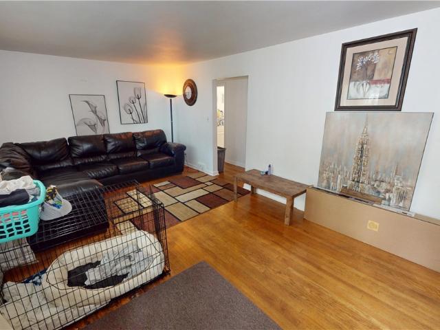 House for sale in Valley Stream, Boardman