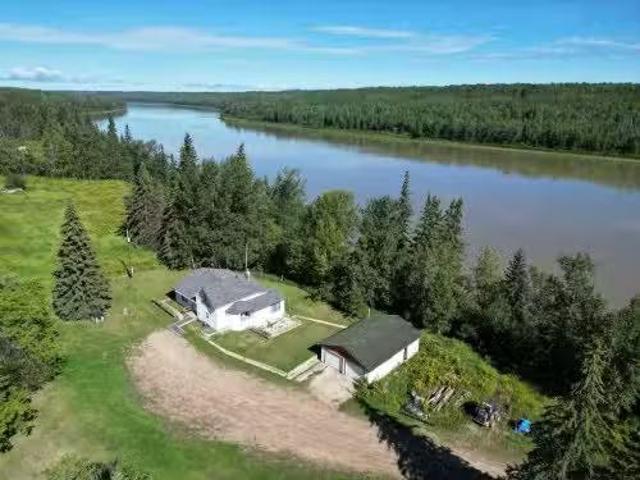 House for sale in Athabasca, Alberta