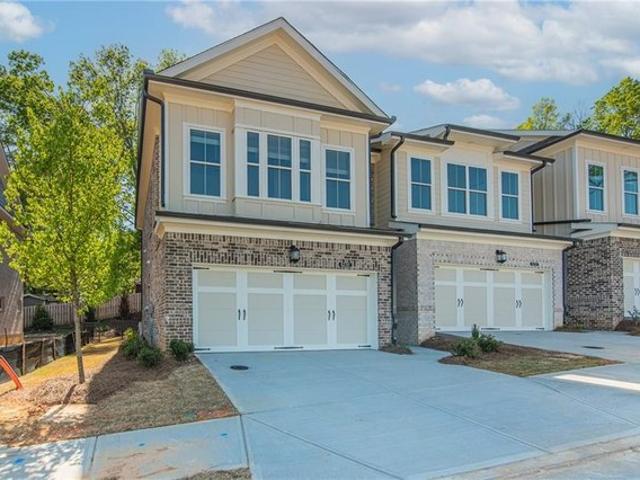 Townhouse for sale in Buford, Georgia