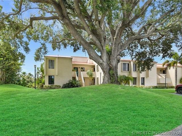 Condo for sale in Stuart, Florida
