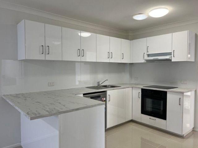 Apartment for rent in Pacific Fair