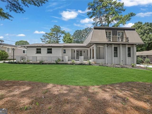 House for sale in Dunwoody, Georgia