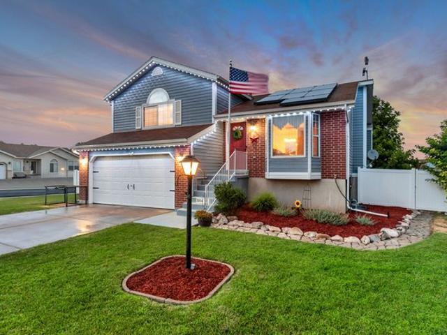 House for sale in West Valley City, Utah
