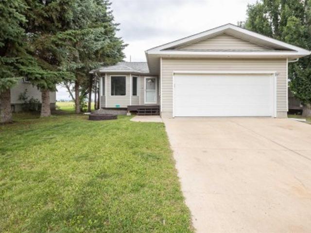 House for sale in Pickardville, Alberta