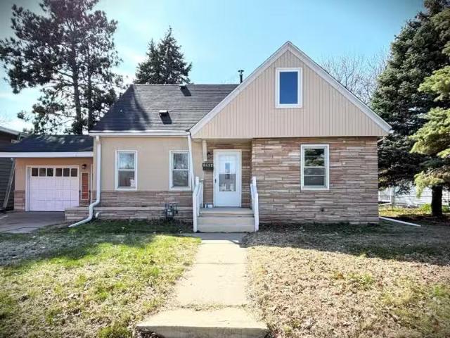 House for sale in Minneapolis House for sale in Minneapolis
