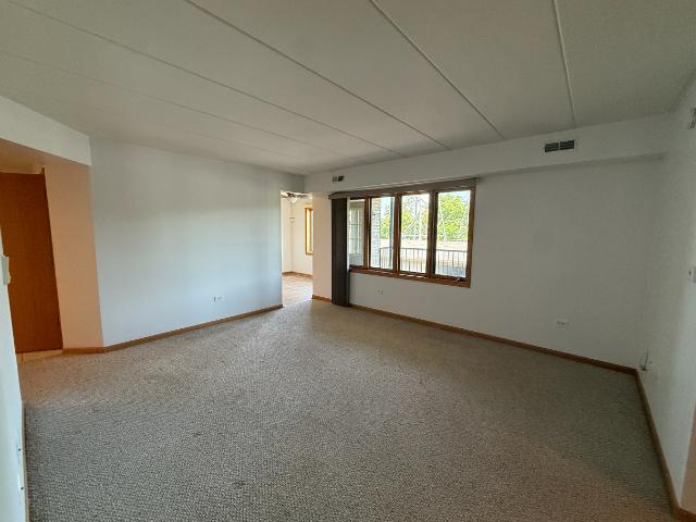 Condo for sale in Crestwood, Illinois