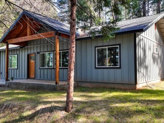 House for sale in Grizzly Flats, California