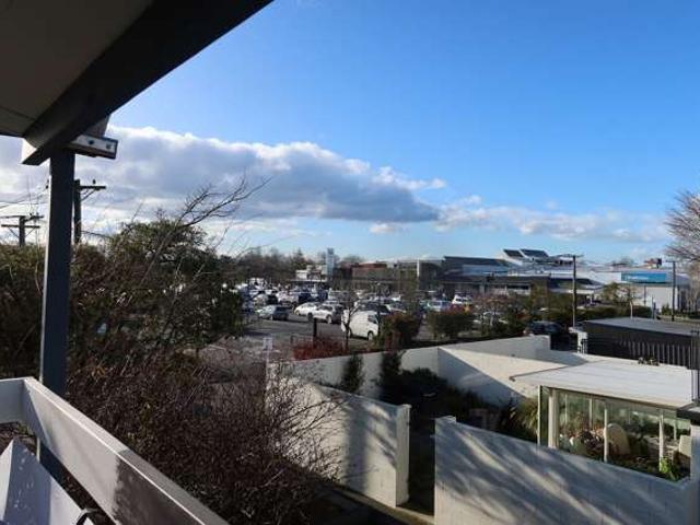 Apartment for rent in Merivale, Canterbury