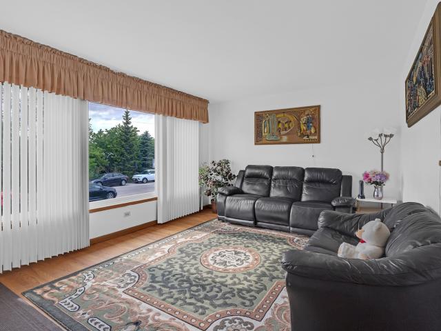 House for sale in Harwood Heights, Illinois