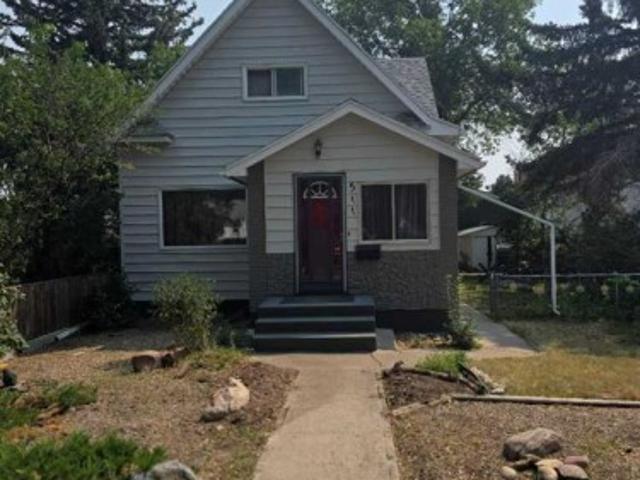 House for sale in Senator Buchanan, Lethbridge