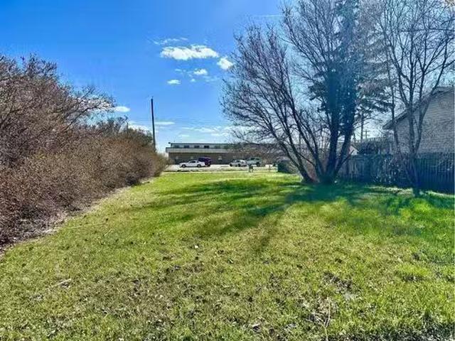 House for sale in Brooks, Alberta
