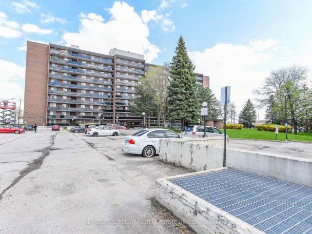 Condo for sale in Malton, Mississauga
