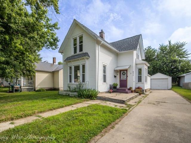 House for sale in Whiteside, Illinois