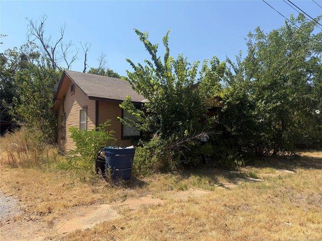 House for sale in Carter, Oklahoma