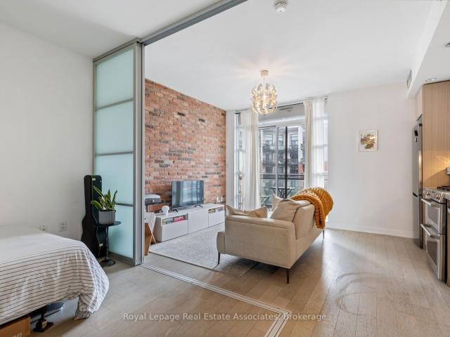Condo for sale in Woburn, Ontario