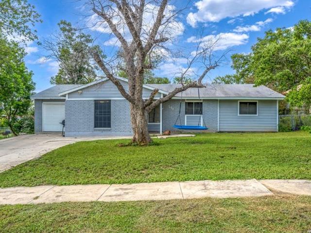 House for sale in Leesville, Texas