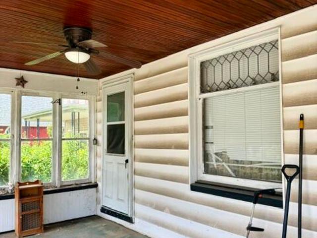 House for sale in Carbon, Pennsylvania