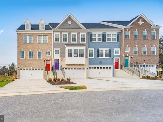 Townhouse for sale in Gibsonton, Maryland