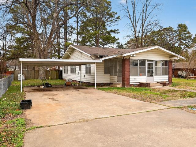 House for sale in Ark