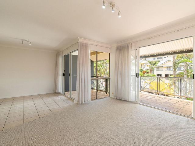 Apartment for rent in Toombul, Queensland
