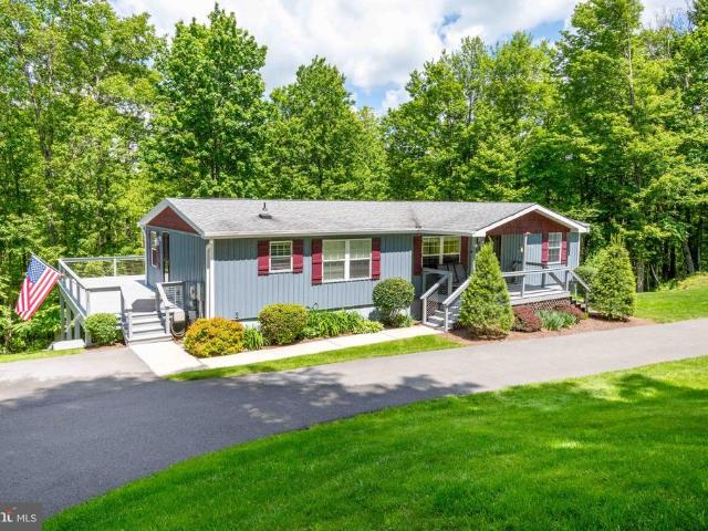House for sale in Garrett, Maryland